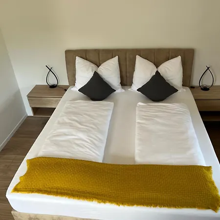 & Apartmán *